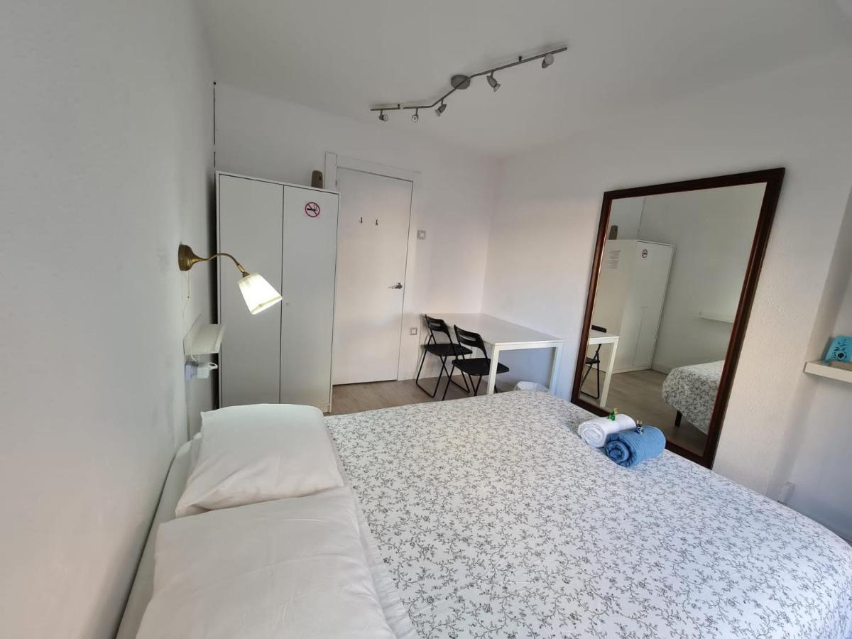 Alojamiento Can Buxeres L'Hospitalet de Llobregat Exterior photo