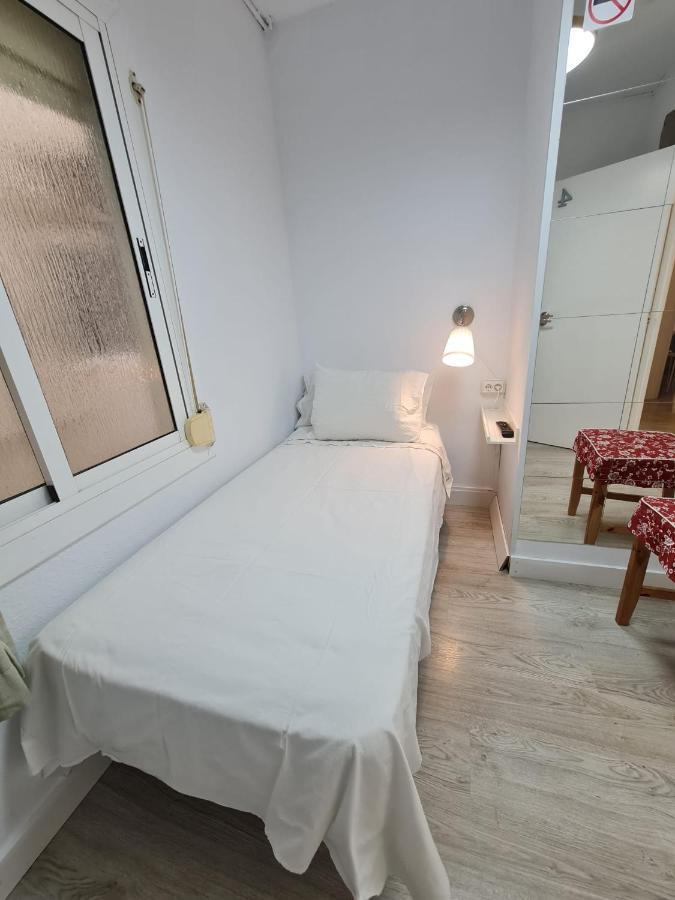 Alojamiento Can Buxeres L'Hospitalet de Llobregat Exterior photo